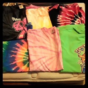 6 Tie dye t shirts Large and XL